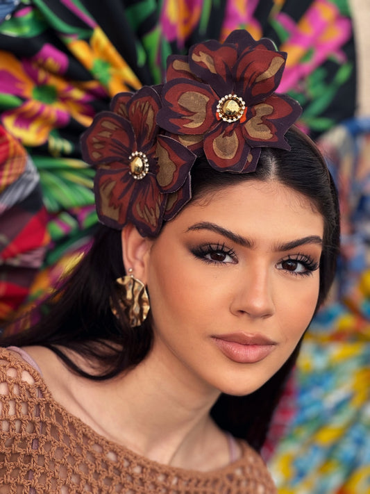 TIARA FLOR DE MAMULENGO - marrom