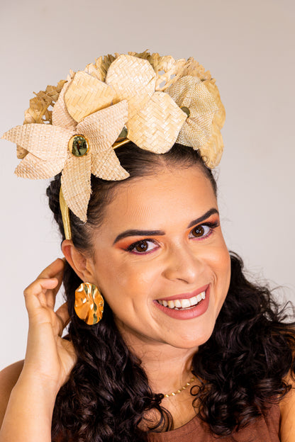 TIARA FLOR DE PALHA